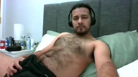 Snapshot of 2022felipe chatting on 02/23/25, 06:45 2022felipe online show from 02/23/25, 06:45