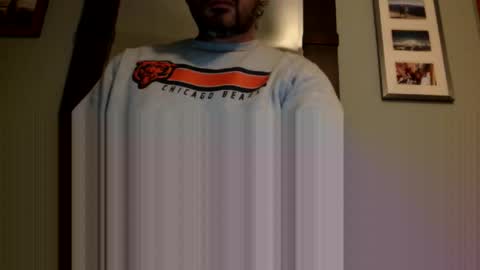 Snapshot of 2024newmiguel chatting on 11/03/25, 10:53 Miguel online show from 11/03/25, 10:53