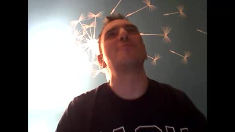 Snapshot of 2025eyesforyou chatting on 01/25/25, 11:32 2025eyesforyou online show from 01/25/25, 11:32