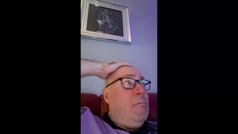 Snapshot of 211scudder chatting on 12/22/25, 08:17 211skoosh online show from 12/22/25, 08:17