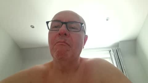 Snapshot of 211scudder chatting on 03/01/26, 04:20 211skoosh online show from 03/01/26, 04:20