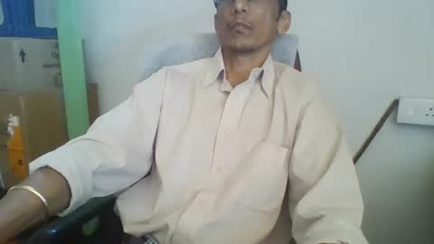 Snapshot of 2277harsh chatting on 02/11/25, 07:23 2277harsh online show from 02/11/25, 07:23