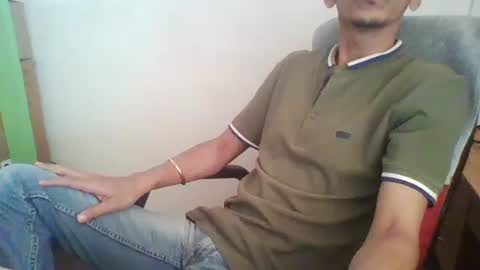 Snapshot of 2277harsh chatting on 02/20/25, 07:34 2277harsh online show from 02/20/25, 07:34