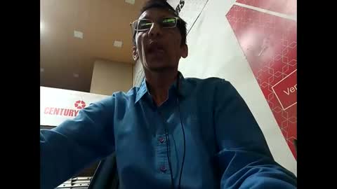 Snapshot of 2277harsh chatting on 12/14/25, 01:49 2277harsh online show from 12/14/25, 01:49