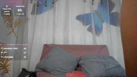 Snapshot of 22emma_ chatting on 12/27/24, 05:31 EMMA online show from 12/27/24, 05:31