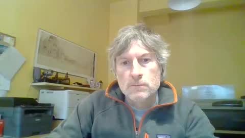 22esserre online show from 12/18/24, 02:49