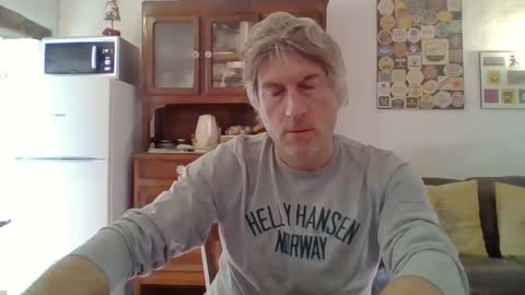 22esserre online show from 12/20/24, 12:49