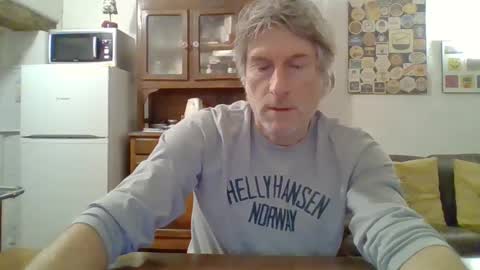 22esserre online show from 12/20/24, 04:14