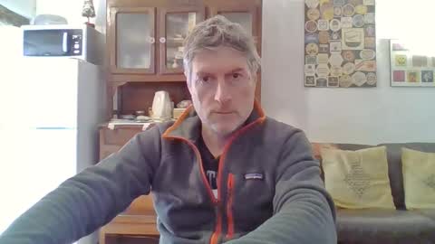 22esserre online show from 02/14/25, 11:42