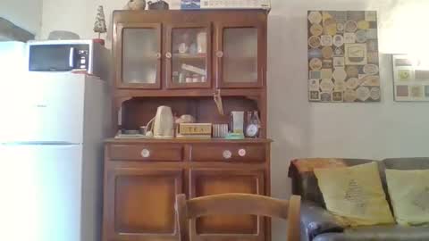 22esserre online show from 09/25/25, 11:36