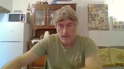 22esserre online show from 10/20/25, 11:43