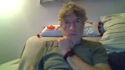 22esserre online show from 11/01/25, 10:45