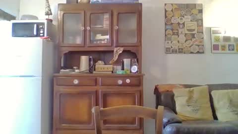 22esserre online show from 03/25/26, 01:28