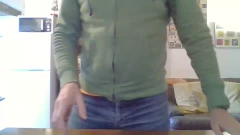 22esserre online show from 04/23/26, 11:20