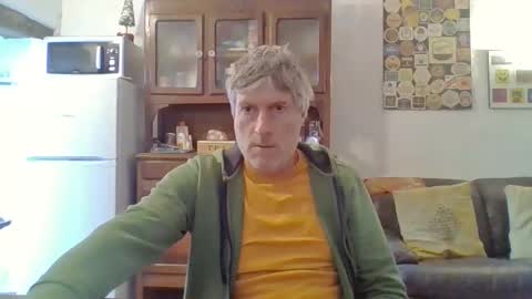 22esserre online show from 04/23/26, 12:29