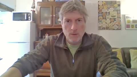 Snapshot of 22esserre chatting on 05/06/26, 11:37 22esserre online show from 05/06/26, 11:37
