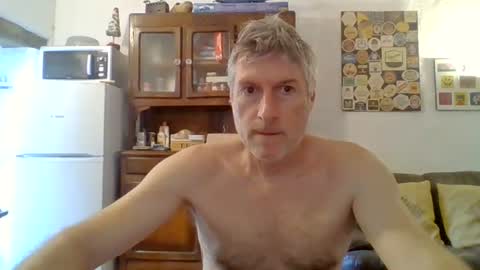 Snapshot of 22esserre chatting on 06/23/26, 11:41 22esserre online show from 06/23/26, 11:41
