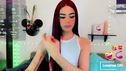 Snapshot of 24cm_ivana_bigcock chatting on 02/27/25, 07:58 IVANA SICONYKS online show from 02/27/25, 07:58