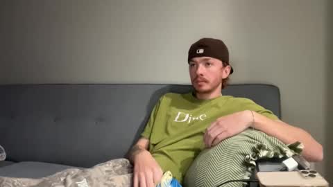 Snapshot of 26sneakers chatting on 11/08/25, 12:11 26sneakers online show from 11/08/25, 12:11