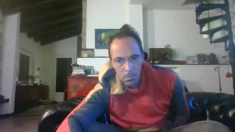 27lv27 online show from 10/19/25, 10:32