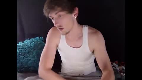 Snapshot of 27tnguy chatting on 02/26/26, 06:56 27tnguy online show from 02/26/26, 06:56