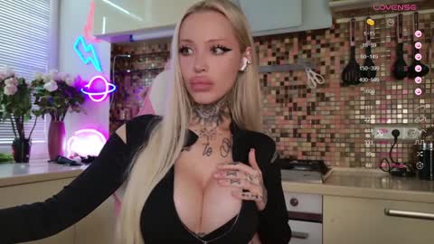     30 NOV  online show from 02/07/25, 11:01