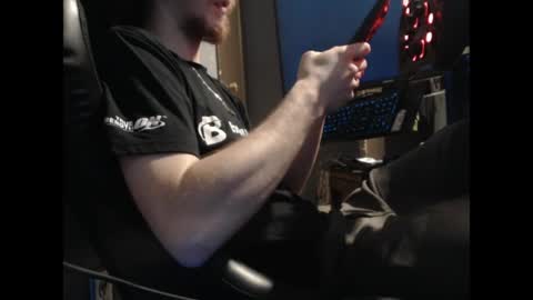 Snapshot of 2big2hype chatting on 05/19/26, 03:29 cheif online show from 05/19/26, 03:29