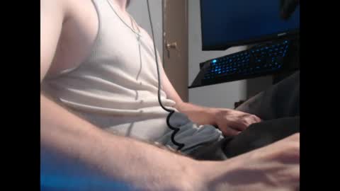 Snapshot of 2big2hype chatting on 06/02/26, 02:02 cheif online show from 06/02/26, 02:02