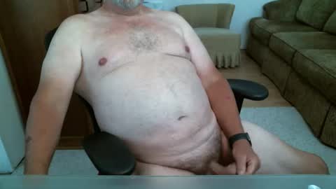 Call me SIR if you want my attention. Pup Handler  Master  Owner online show from 04/10/26, 01:49