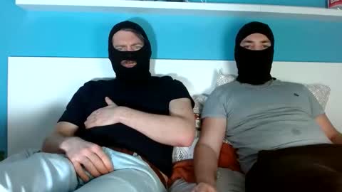 2frenchfriends online show from 04/05/26, 08:50