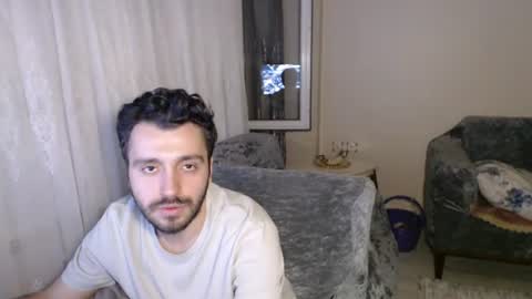 Snapshot of 2handsomeman chatting on 06/11/26, 10:19 Berk online show from 06/11/26, 10:19