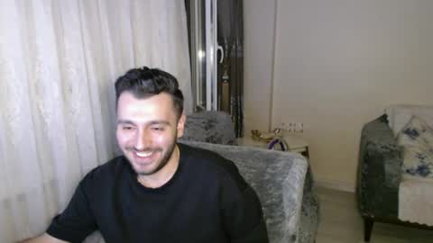 Snapshot of 2handsomeman chatting on 06/19/26, 10:46 Berk online show from 06/19/26, 10:46