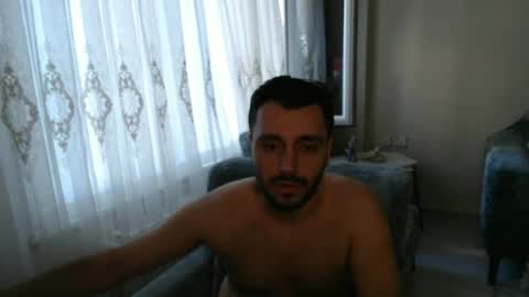 Snapshot of 2handsomeman chatting on 06/24/26, 04:28 Berk online show from 06/24/26, 04:28