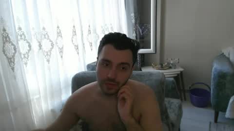 Snapshot of 2handsomeman chatting on 06/28/26, 01:39 Berk online show from 06/28/26, 01:39