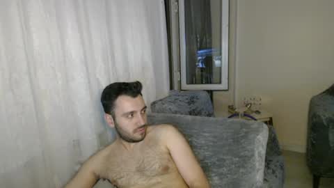 Snapshot of 2handsomeman chatting on 07/04/26, 12:28 Berk online show from 07/04/26, 12:28