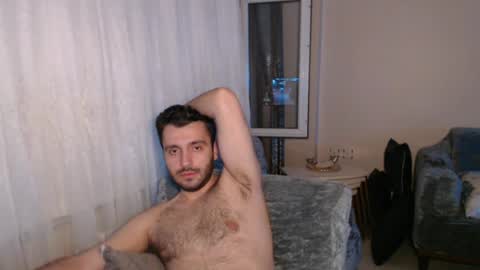 Snapshot of 2handsomeman chatting on 07/18/26, 11:52 Berk online show from 07/18/26, 11:52