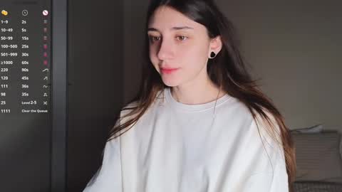 Snapshot of 2insensitive chatting on 02/17/25, 04:53 Lina free control in pvt online show from 02/17/25, 04:53