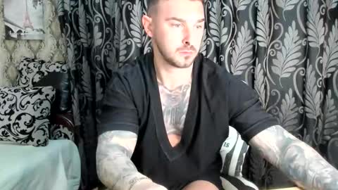 Snapshot of 2sexymuscles chatting on 03/18/26, 09:51 2sexymuscles online show from 03/18/26, 09:51