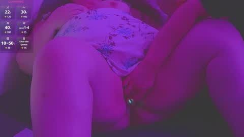 Snapshot of 2trippy69 chatting on 02/25/26, 02:43 2trippy69 online show from 02/25/26, 02:43