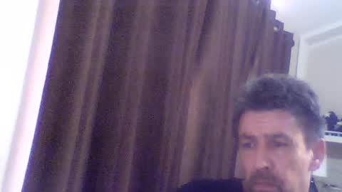 Snapshot of 333fffej chatting on 06/15/26, 06:10 333fffej online show from 06/15/26, 06:10