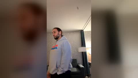 33adidas online show from 02/22/26, 11:47