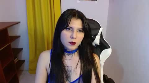 Snapshot of 3rika_gomez chatting on 09/23/25, 02:47 erika online show from 09/23/25, 02:47