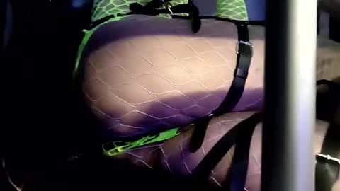 1 online show from 10/02/25, 01:12