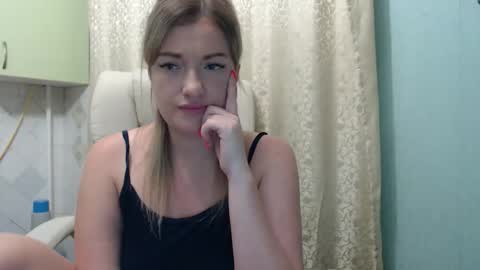 3sweetcandy3 online show from 09/15/25, 10:54