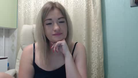 3sweetcandy3 online show from 11/05/25, 11:49