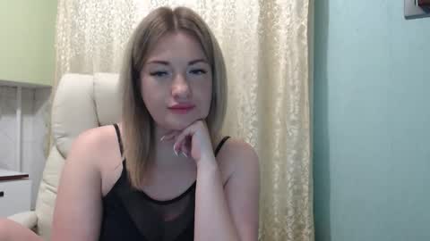 Snapshot of 3sweetcandy3 chatting on 05/25/26, 10:49 3sweetcandy3 online show from 05/25/26, 10:49