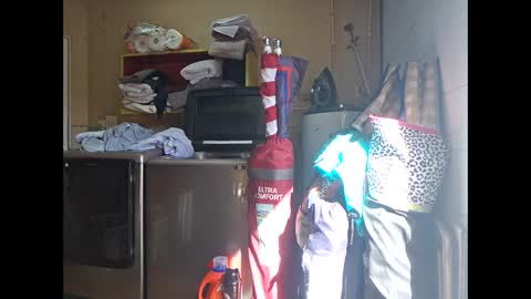 Snapshot of 3this88guy chatting on 10/15/25, 07:58 Thisguy online show from 10/15/25, 07:58