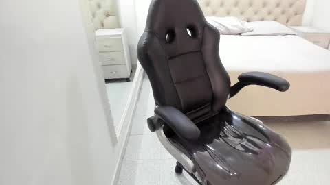 3X NAXAA online show from 10/31/25, 12:50