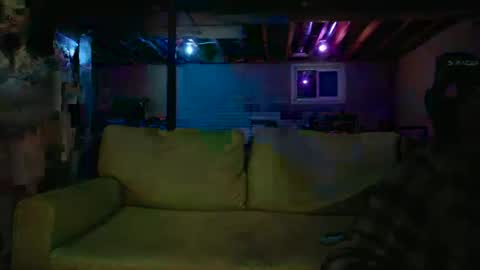 Snapshot of 420bunnie chatting on 02/06/25, 04:10 420bunnie online show from 02/06/25, 04:10