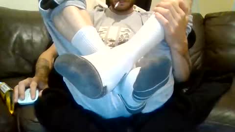 Snapshot of 420feetloverr420 chatting on 06/11/26, 02:11 420feetloverr420 online show from 06/11/26, 02:11